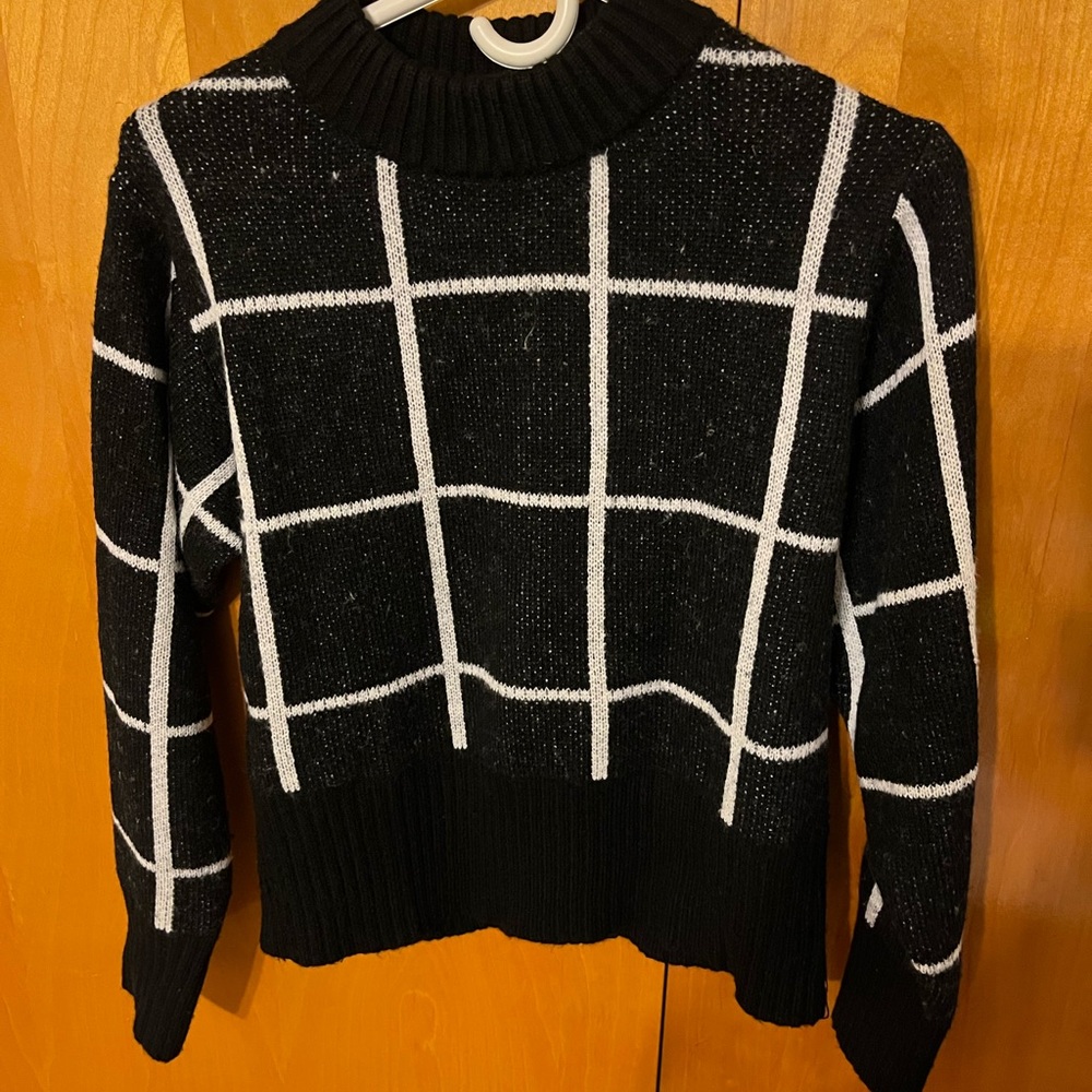 Poof Ny size large comfortable long sleeve sweatshirt top